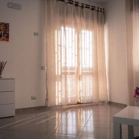 פומפיי Raro'S Home Bed & Breakfast מראה חיצוני תמונה